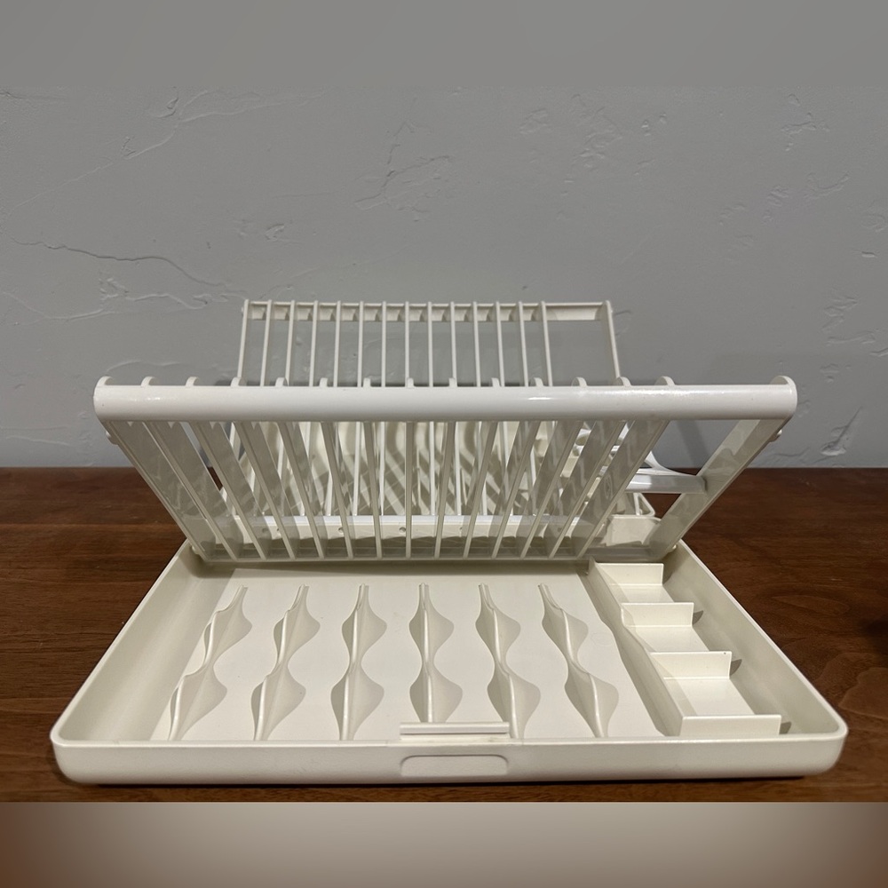 Foldable Dish Drying Rack - Compact Plastic Organizer - Picture 4 of 5